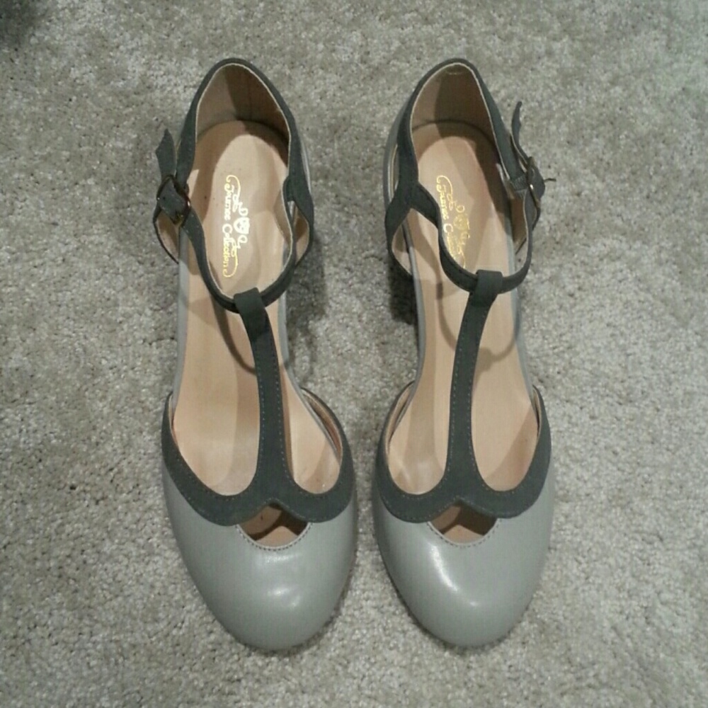 Taupe/grey Journee Collection High Heels